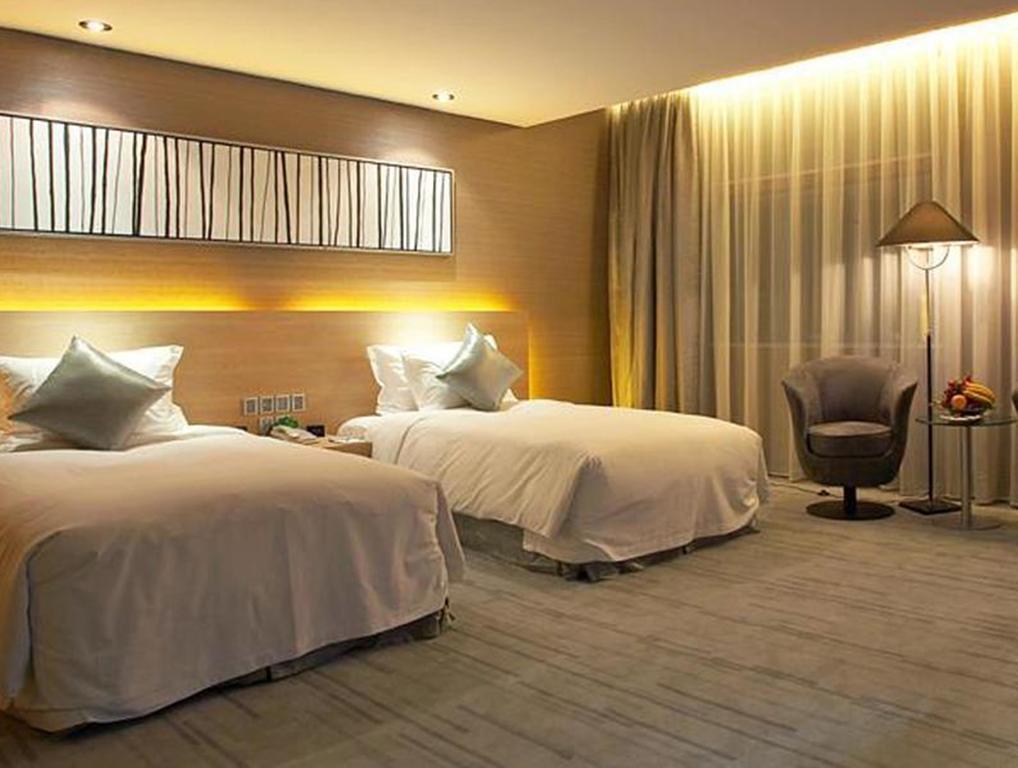 Logosun Hotel Wuhan Exterior photo